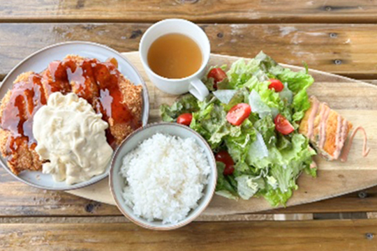 ジャンボチキンカツ南蛮