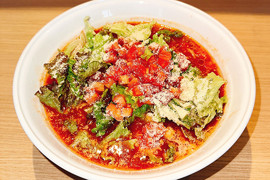 トマトチーズラーメン
